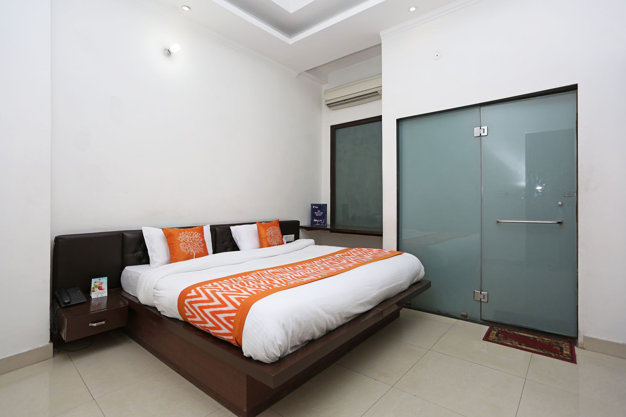 Collection O Sector 5 Ghaziabad Hotel Bagian luar foto