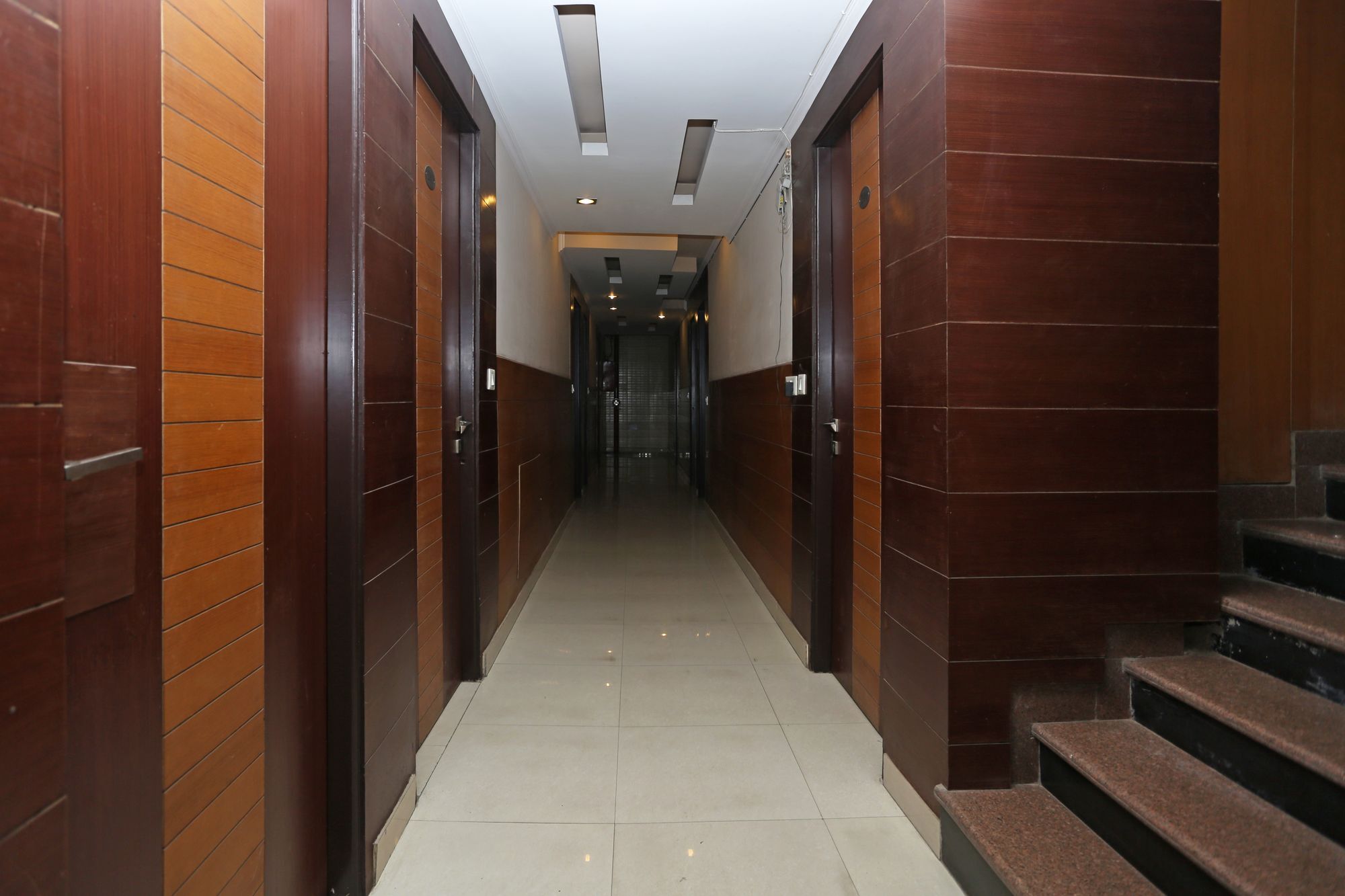 Collection O Sector 5 Ghaziabad Hotel Bagian luar foto